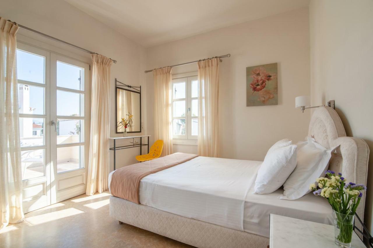 Hotel Mimoza à Spetses Town Extérieur photo