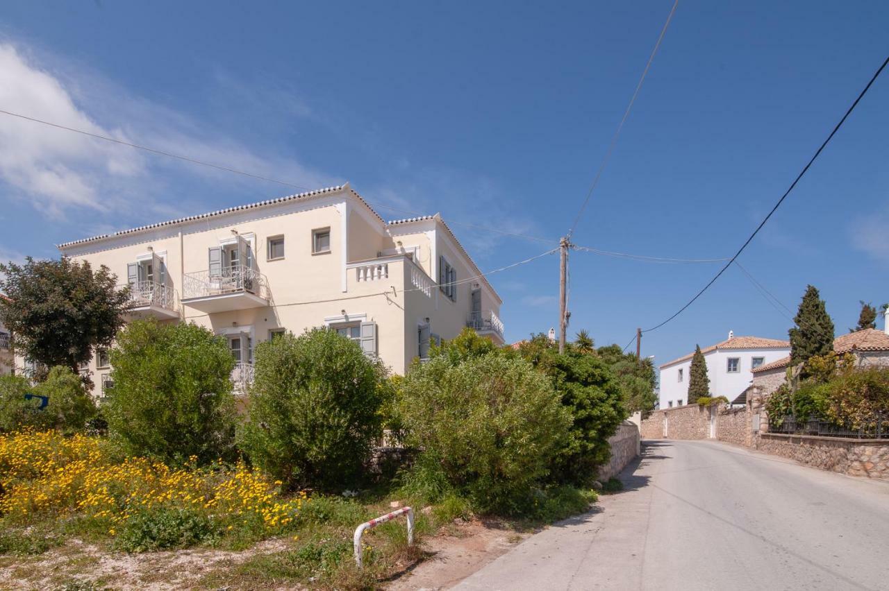 Hotel Mimoza à Spetses Town Extérieur photo